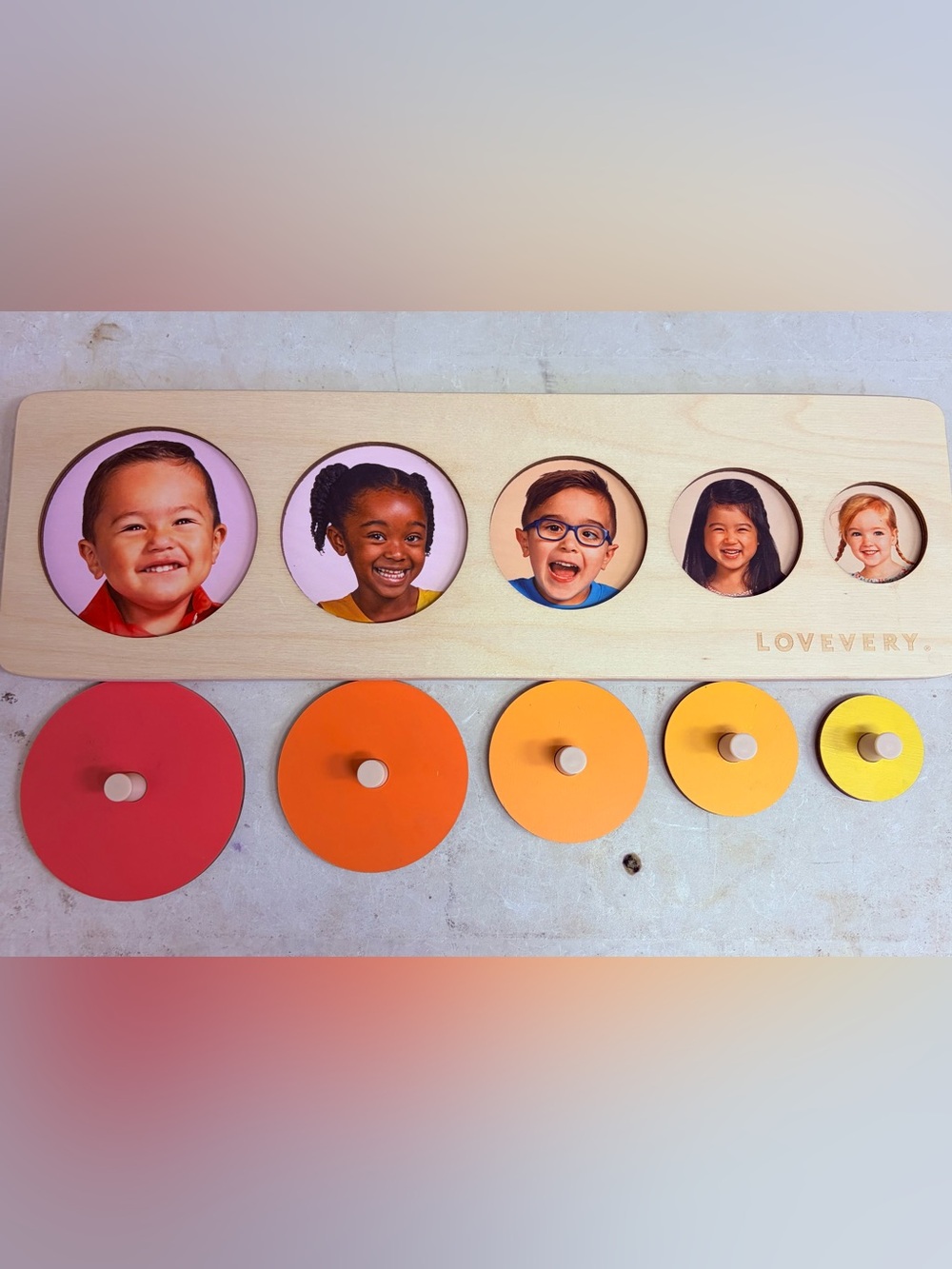Lovevery “Circle of Friends” Puzzle - MINT condition